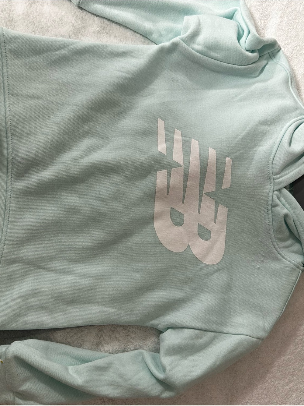 New Balance Mint Green Logo Sweatshirt Girls size 6